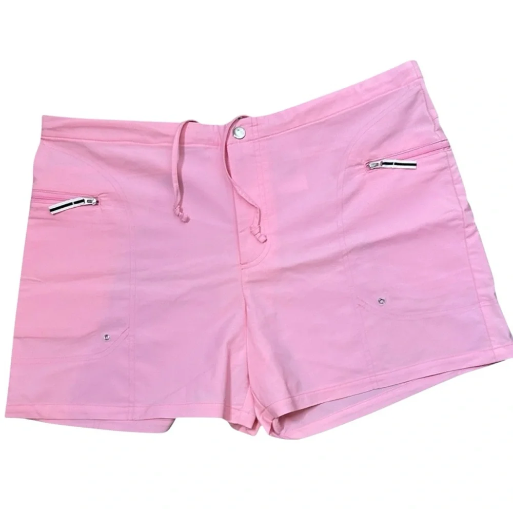 Nike Woman’s Vintage Pink‎ Shorts w/ Zipper Pockets Size L